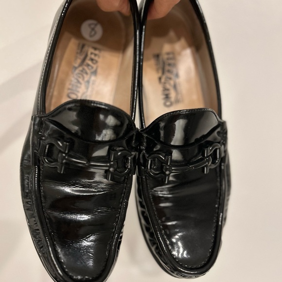 Salvatore Ferragamo GRANDIOSO GANCINI BIT PATENT LOAFER Size: 8 - Picture 9 of 11